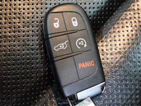 Used 2023 Dodge Durango R/T image 32