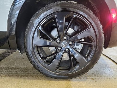 Certified 2025 Buick Envision Sport Touring image 9