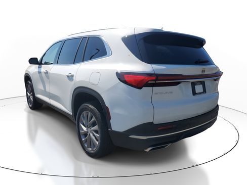 New 2026 Buick Enclave Preferred image 4