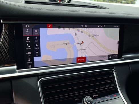 Certified 2020 Porsche Panamera GTS AWD/4WD image 18