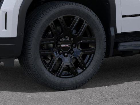 New 2026 GMC Sierra EV Elevation w/ LPO, Elevation Dark Package image 32