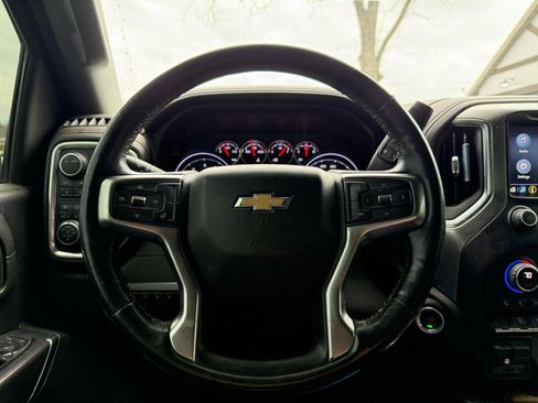 Used 2022 Chevrolet Silverado 2500 LTZ w/ LTZ Plus Package image 7