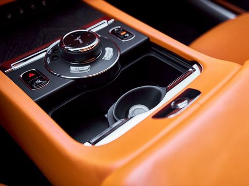 Used 2019 Rolls-Royce Wraith image 61