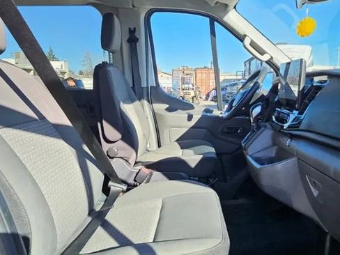 Used 2023 Ford Transit 350 XLT image 21
