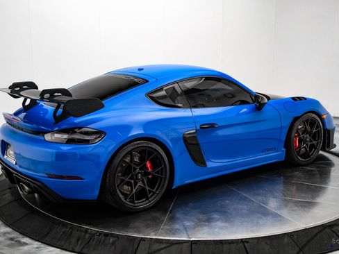 Used 2024 Porsche 718 Cayman GT4 RS image 15