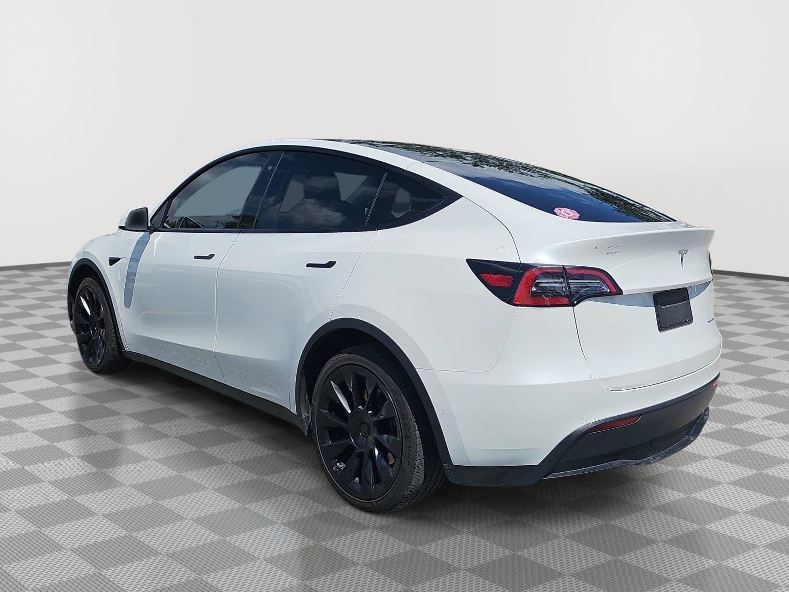 Used 2021 Tesla Model Y Long Range AWD/4WD image 6