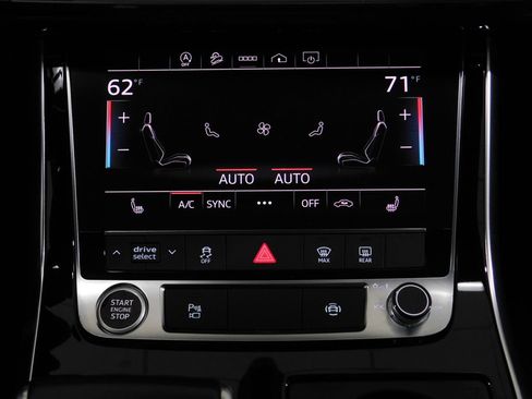 Used 2021 Audi Q7 3.0T Premium Plus w/ Premium Plus Package AWD/4WD image 40