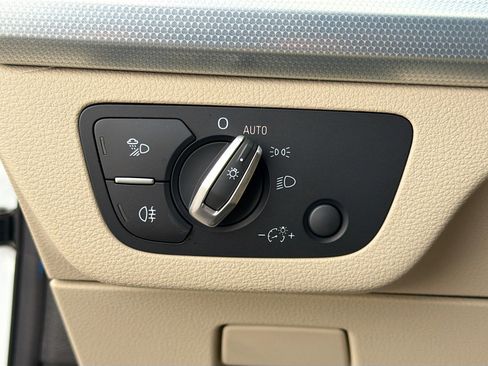 Used 2025 Audi Q5 2.0T Premium Plus image 36