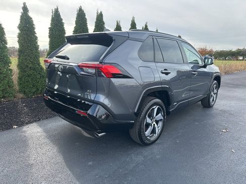 Certified 2025 Toyota RAV4 SE image 7