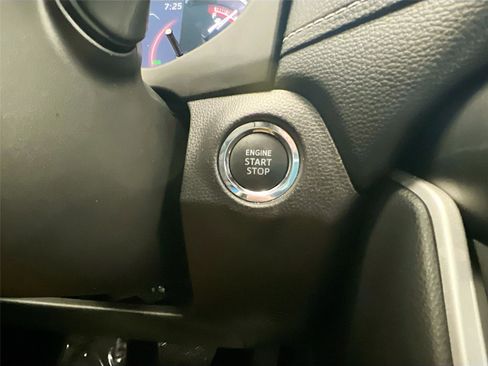 Used 2025 Toyota RAV4 XLE image 14