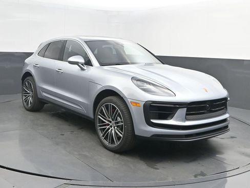 New 2026 Porsche Macan S image 9