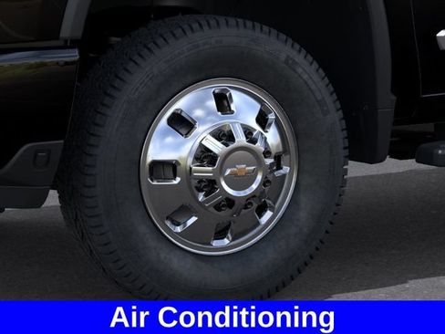 New 2026 Chevrolet Silverado 3500 High Country w/ High Country Premium Package AWD/4WD image 10