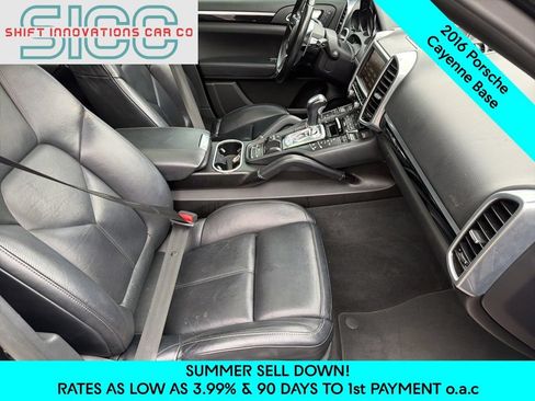 Used 2016 Porsche Cayenne AWD/4WD image 15