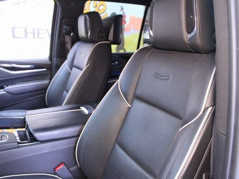 Used 2021 Cadillac Escalade Sport image 23