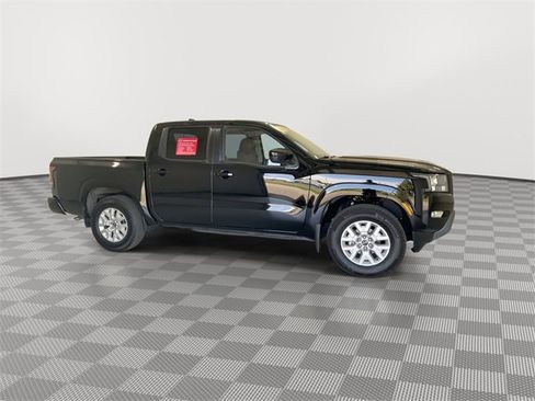 Certified 2024 Nissan Frontier SV w/ SV Convenience Package image 13