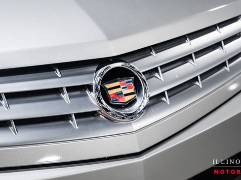 Used 2004 Cadillac XLR image 9