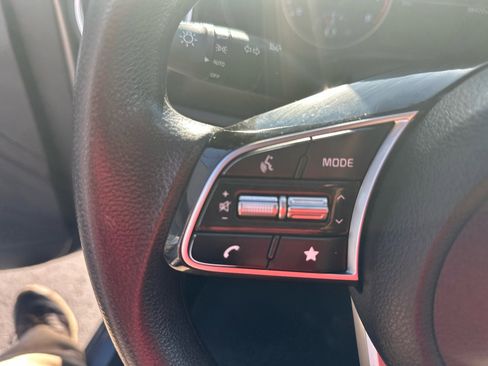 Used 2022 Kia Forte LXS w/ LXS Technology Package image 20