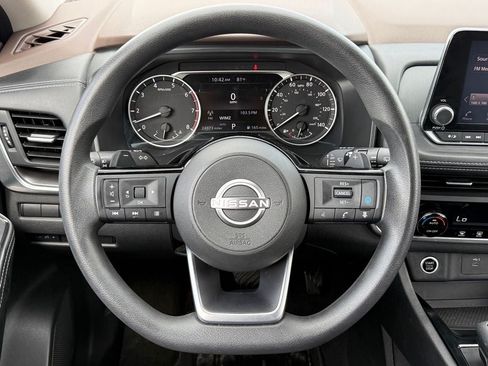 Used 2023 Nissan Rogue SV AWD/4WD image 20