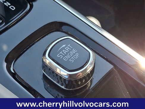 Certified 2023 Volvo XC60 B5 Plus w/ Climate Package image 25