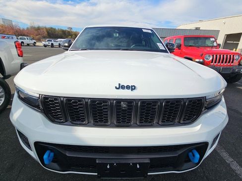 Used 2024 Jeep Grand Cherokee Limited 4xe image 3