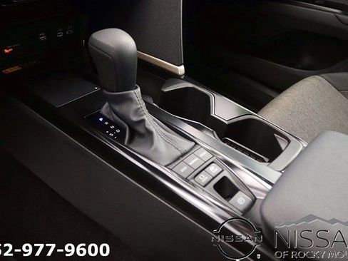 Used 2025 Toyota Camry LE image 17