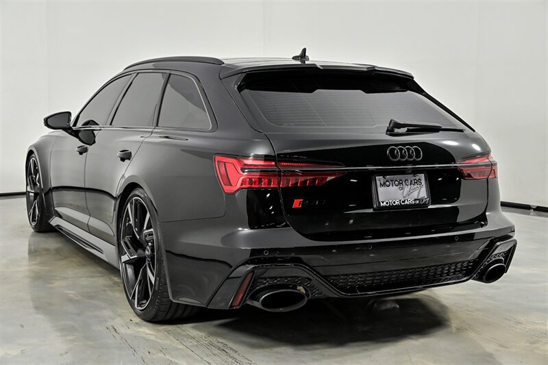 Used 2023 Audi RS 6 AWD/4WD image 7
