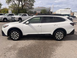 Used 2021 Subaru Outback Premium image 1