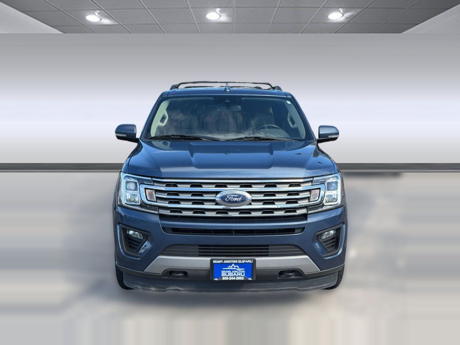 Used 2020 Ford Expedition XLT w/ Equipment Group 202A AWD/4WD image 6