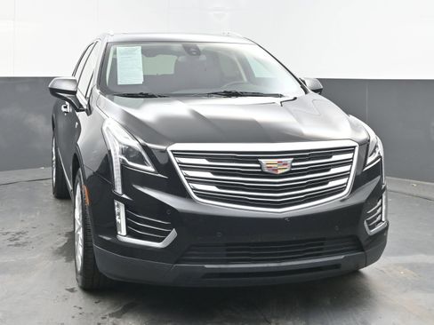 Used 2019 Cadillac XT5 Premium Luxury image 3
