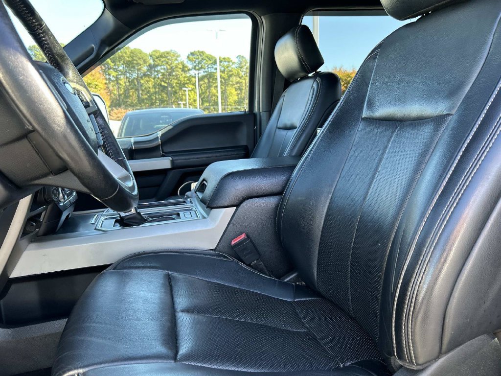 Used 2019 Ford F150 Lariat w/ Equipment Group 502A Luxury AWD/4WD image 23