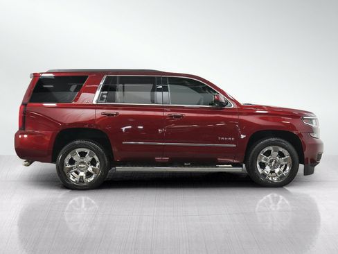 Used 2017 Chevrolet Tahoe LT w/ LT Signature Package AWD/4WD image 6