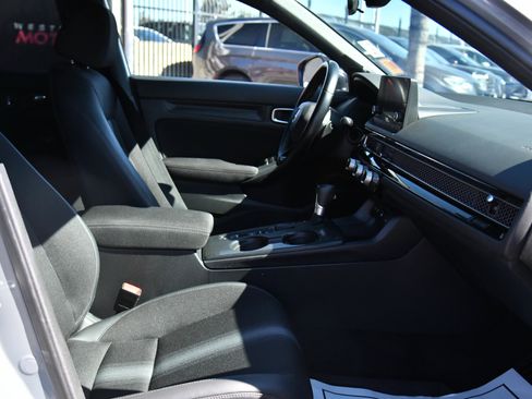 Used 2025 Honda Civic Sport image 41