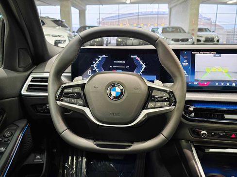 Used 2025 BMW 330i xDrive Sedan w/ Convenience Package image 11