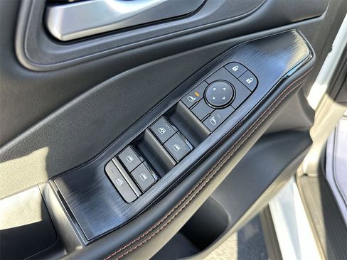 New 2026 Nissan Rogue SV image 13