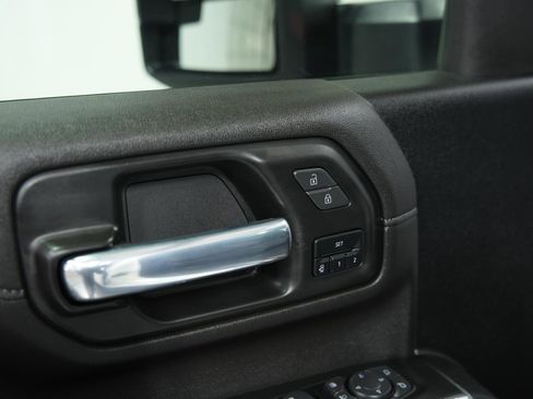 Used 2022 GMC Sierra 2500 Denali w/ Denali Ultimate Package image 26