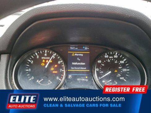 Used 2019 Nissan Rogue Sport S image 18