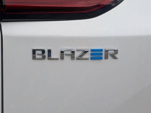 New 2026 Chevrolet Blazer EV LT FWD image 11