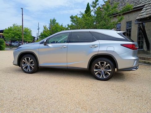Used 2022 Lexus RX 350L FWD w/ Premium Package image 8