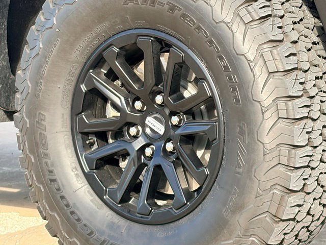 Certified 2025 Ford F150 Raptor AWD/4WD image 13