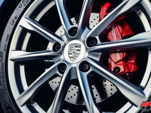 Used 2017 Porsche 718 Cayman S image 3