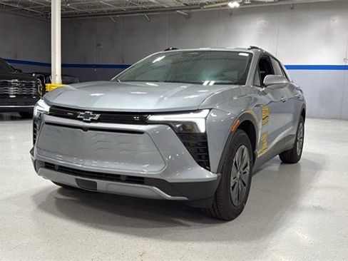 New 2025 Chevrolet Blazer EV LT image 17