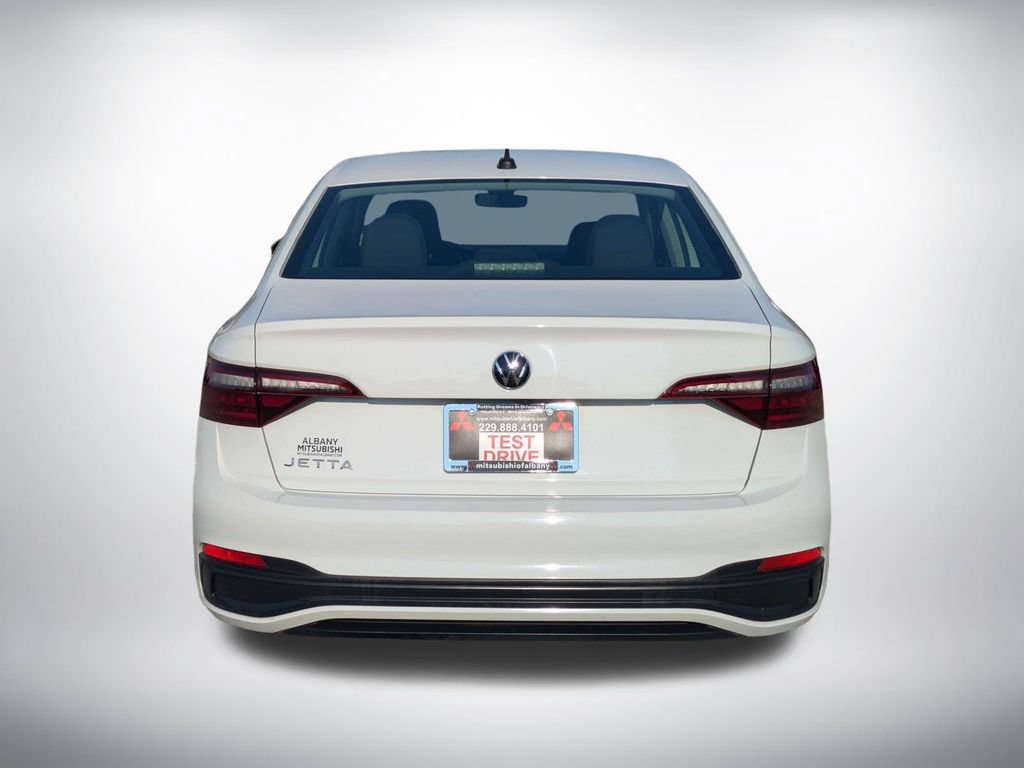 Used 2024 Volkswagen Jetta S FWD image 4