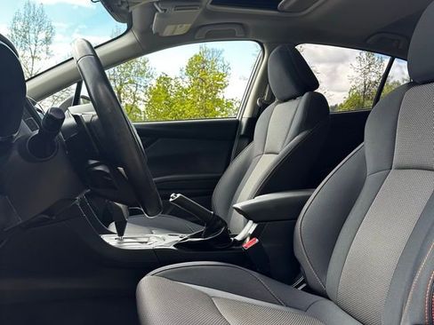 Used 2019 Subaru Crosstrek 2.0i Premium image 11