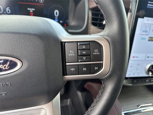 Used 2024 Ford Expedition Limited RWD image 23