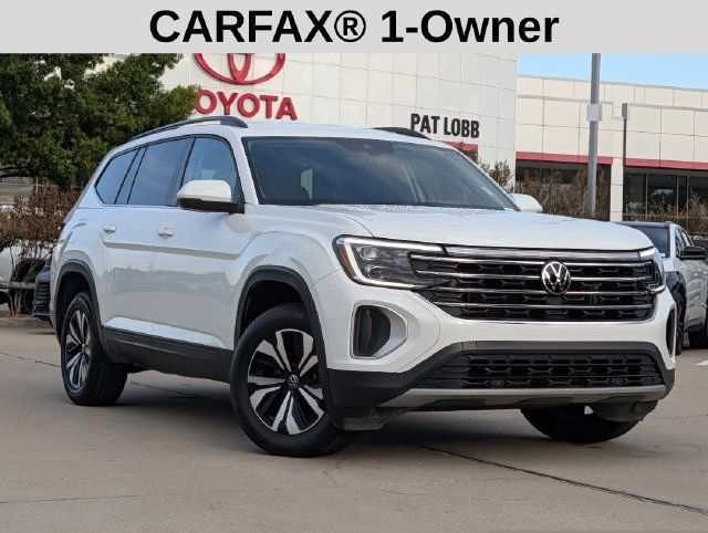 Used 2024 Volkswagen Atlas SE FWD image 2