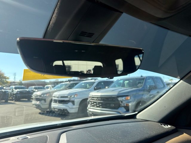 Used 2023 Chevrolet Traverse Premier w/ LPO, Floor Liner Package AWD/4WD image 19