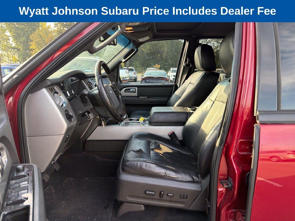 Used 2013 Ford Expedition Limited RWD image 19