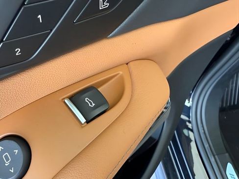 Used 2026 BMW X7 xDrive40i image 20