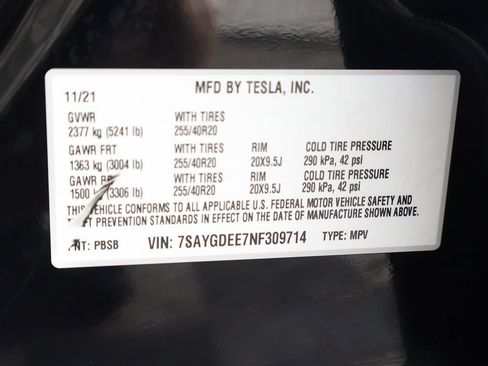 Used 2022 Tesla Model Y Long Range AWD/4WD image 56