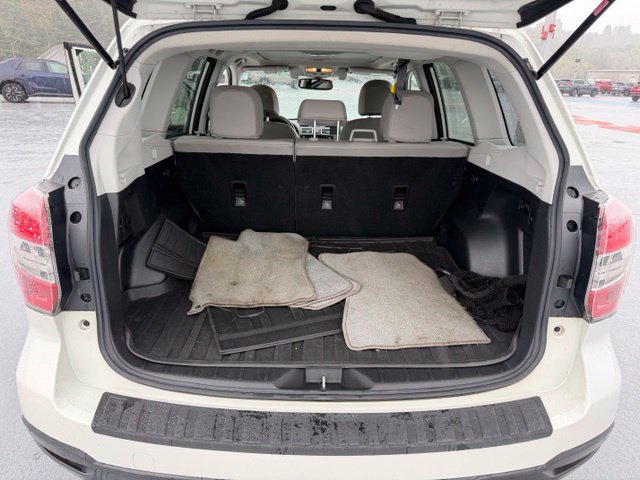 Used 2016 Subaru Forester 2.5i Touring w/ Eyesight & Navigation System AWD/4WD image 9